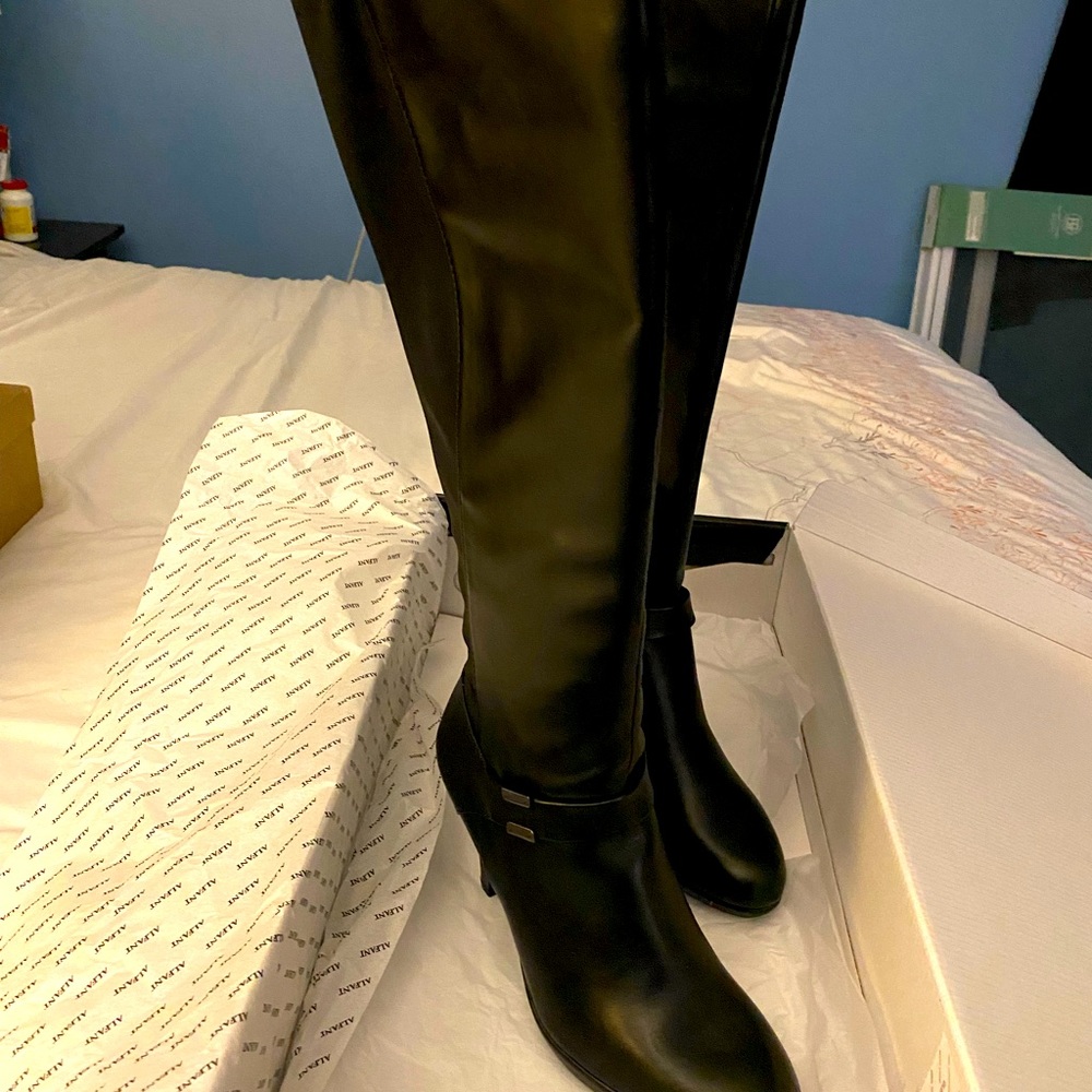 Alfani leather upper boots